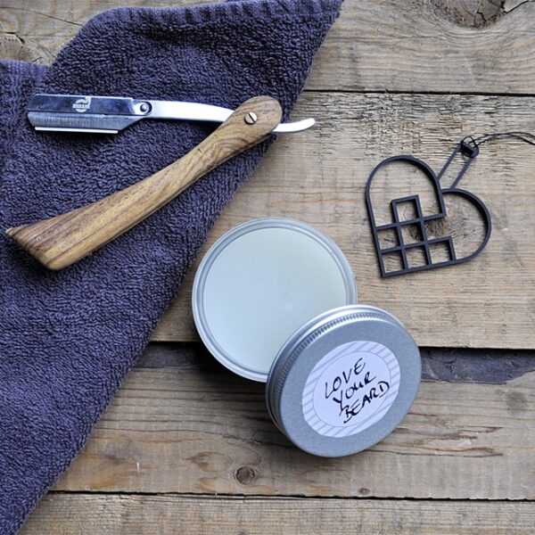 [DIY]: Pflege für echte Kerle….Bart-Balsam