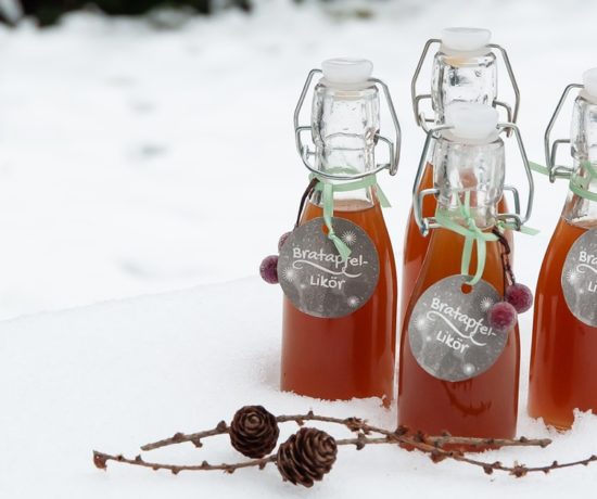 Bratapfel Likör Rezept mit Etiketten Freebie