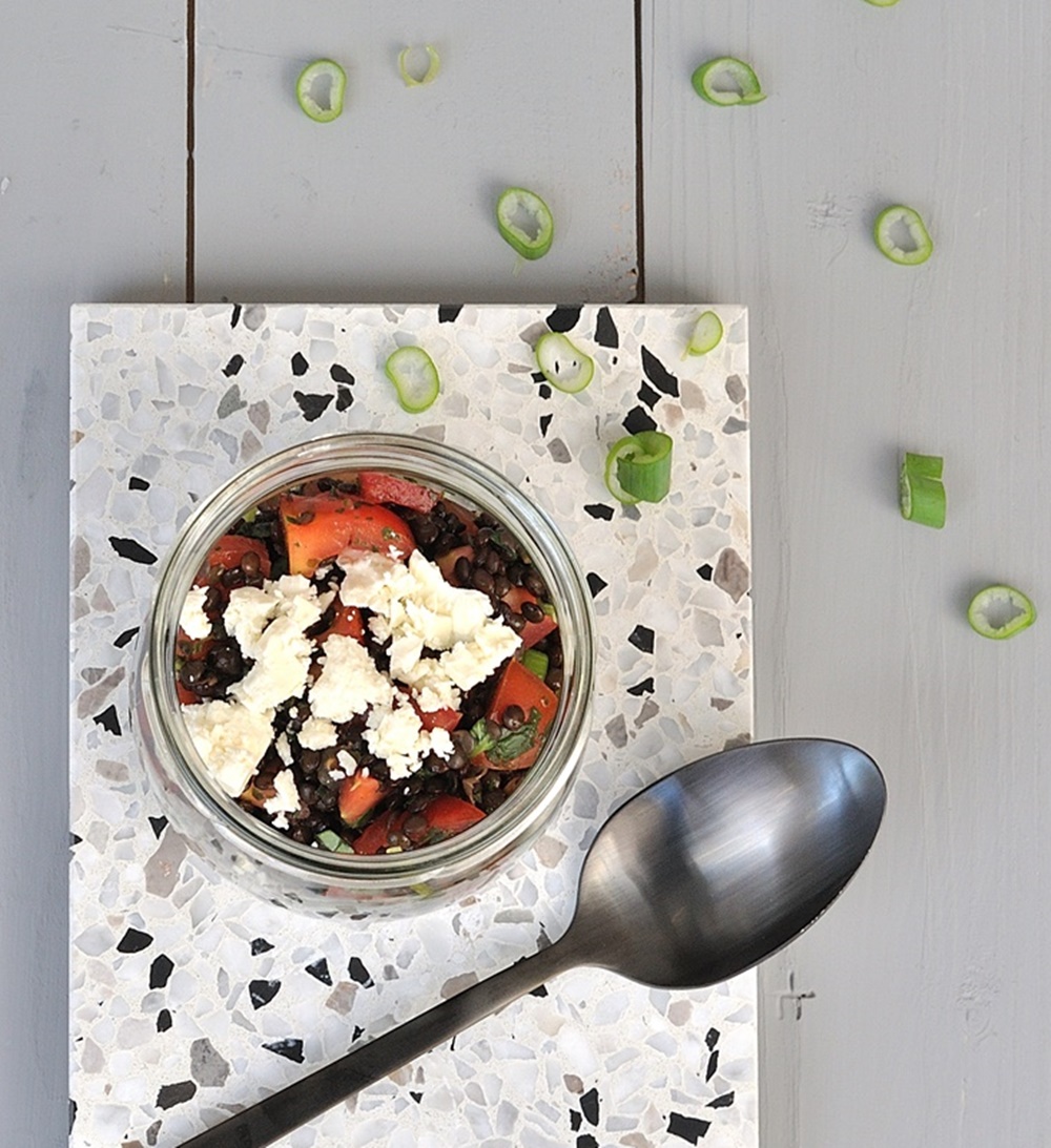 schwarzer Linsen Salat mit Feta