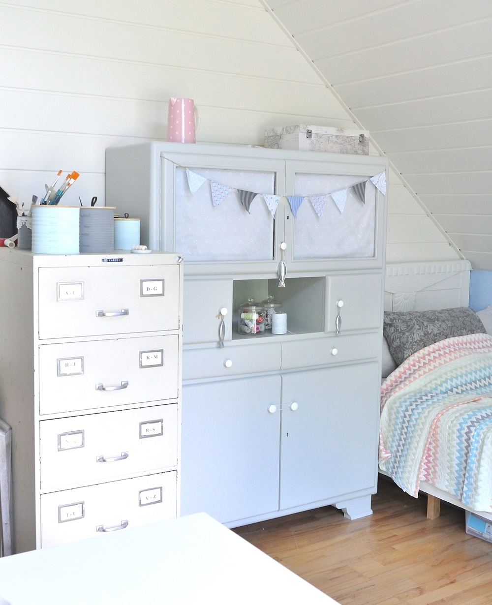 Arbeitszimmer Schrank