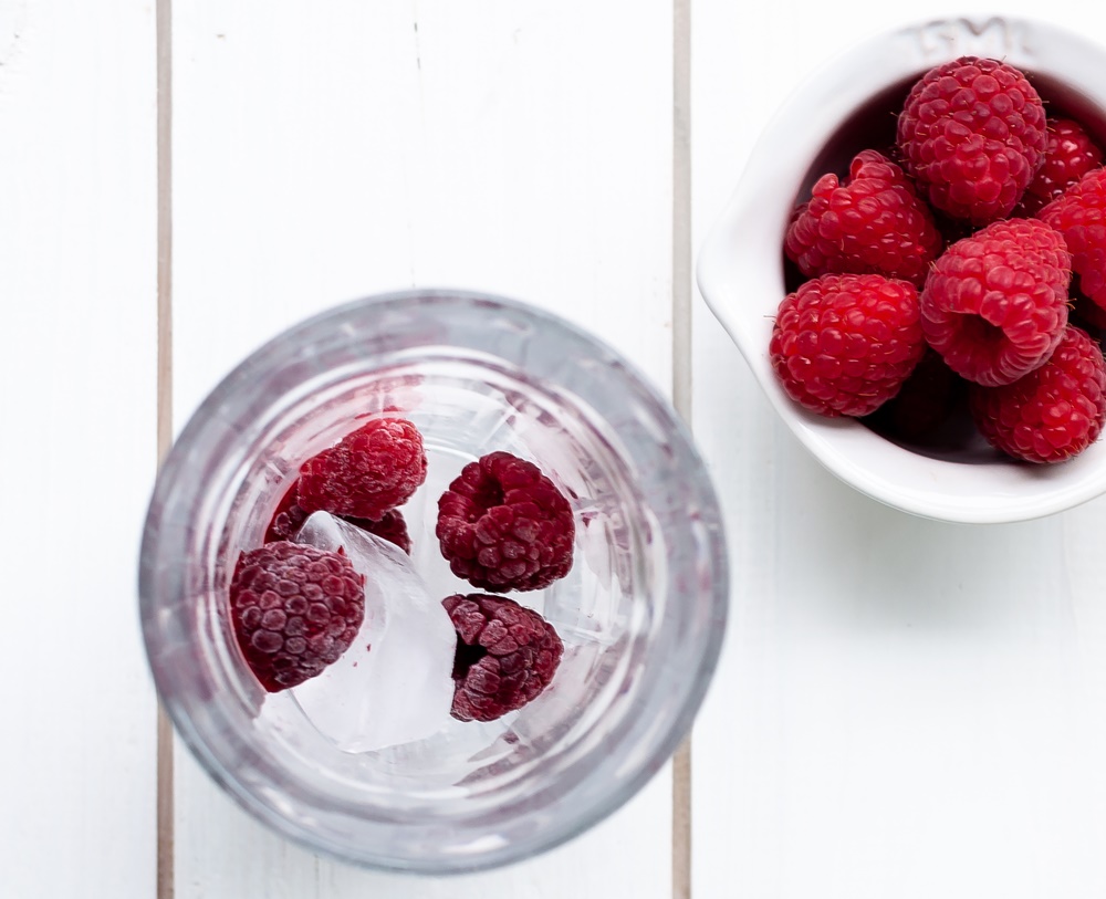 Earl Grey Eistee mit Himbeeren