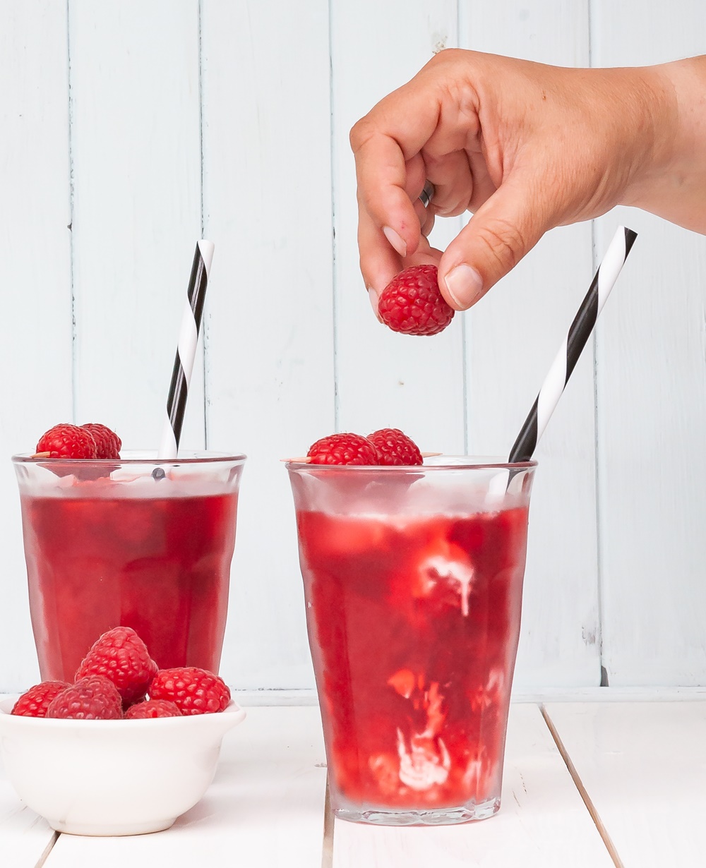 Earl Grey Eistee mit Himbeeren