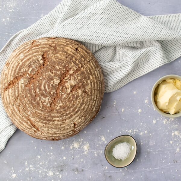 Abwarten und Brot backen! saftiges Sauerteig Brot Rezept