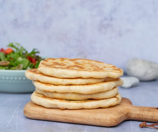 Veganes Naan Brot aus der Pfanne