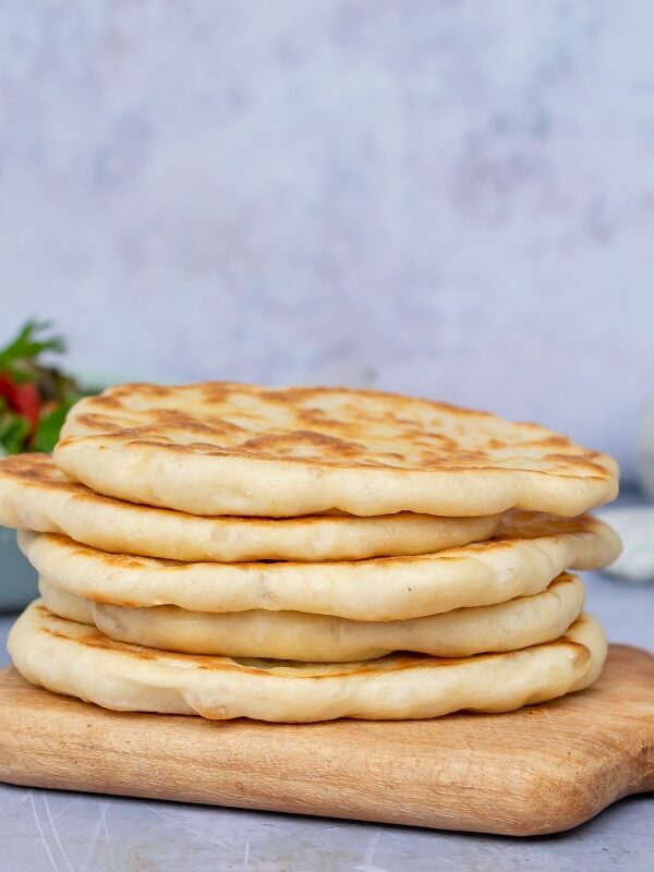 Veganes Naan Brot aus der Pfanne