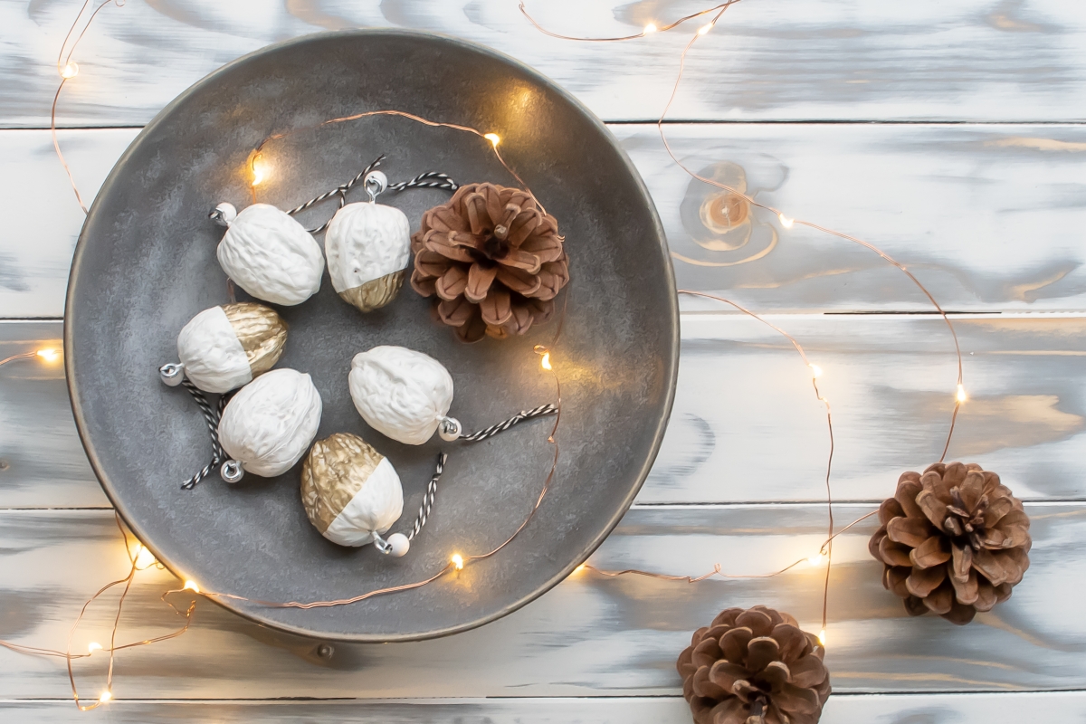 schöne weihnachtsdeko 🎅✨ It's beginning to look a lot like Christmas! ✨🎁 Mach dein Zuhause bereit für die schönste Zeit des Jahres – mit festlicher von JYSK! Von glitzernden Kugeln bis zu kuscheligen Size:16 oz Yellow Mushroom