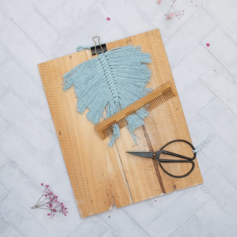 Makramee Feder DIY Anleitung Smillas Wohngefühl