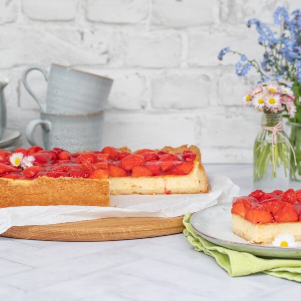 für die Kaffeepause: Erdbeer-Käsekuchen vom Blech