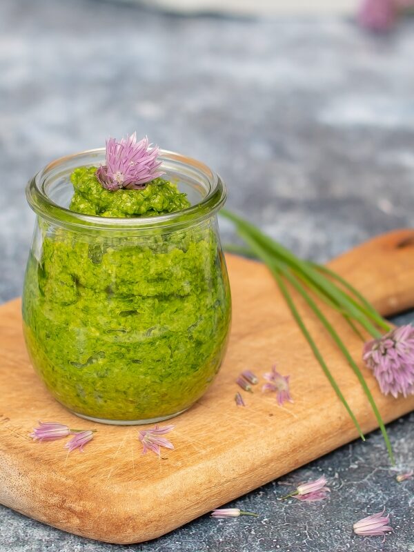 Schnittlauch Pesto selber machen Rezept