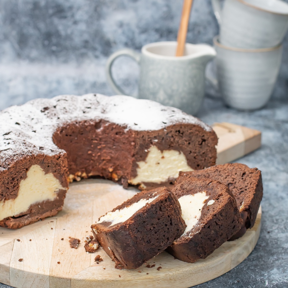 schokoladenkuchen mit käsekuchen füllung