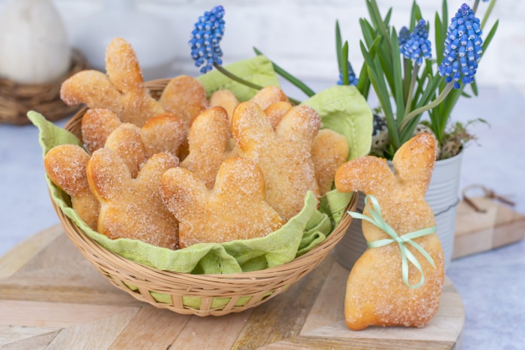 Osterhasen backen aus quark-öl teig rezept smillas wohngefühl